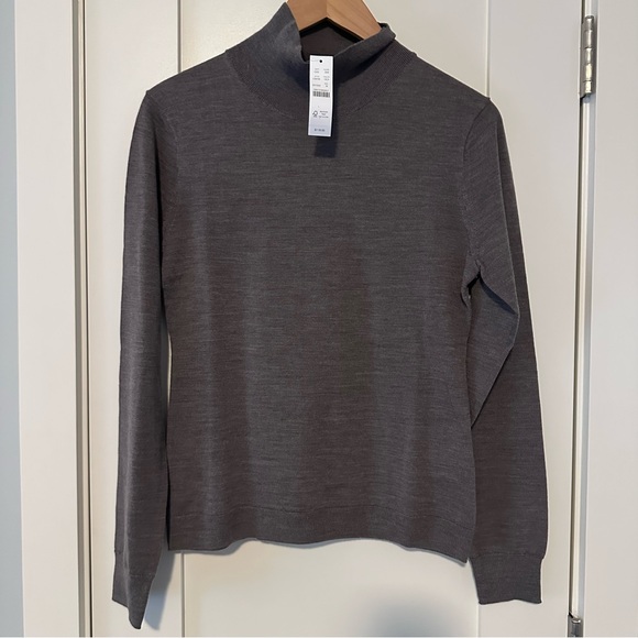 J.Crew • NWT • Carolyn Turtleneck Sweater in Merino Wool - Picture 2 of 11